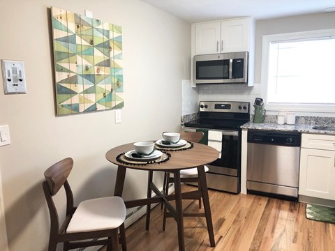 Floor plan for 3 beds, 1 bath, 928 sqft